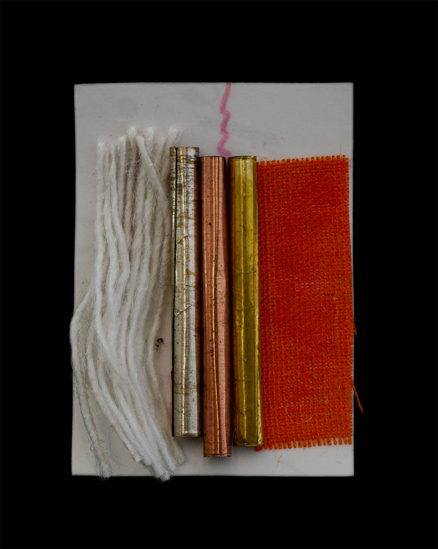 15Jun24 (219)bp.jpg - รูปถ่ายหลังจารยันต์ พร้อมตะกรุด 3 กษัตริย์ สายสินธุ์ จีวร หลวงพ่อส่วน วัดหนองคล้า อ.ศรีราชา จ.ชลบุรี รวมสุดยอดวัถุมงคล พุทธคุณ รอบด้าน สร้างน้อยหายาก  [..] | https://kamulet.in.th